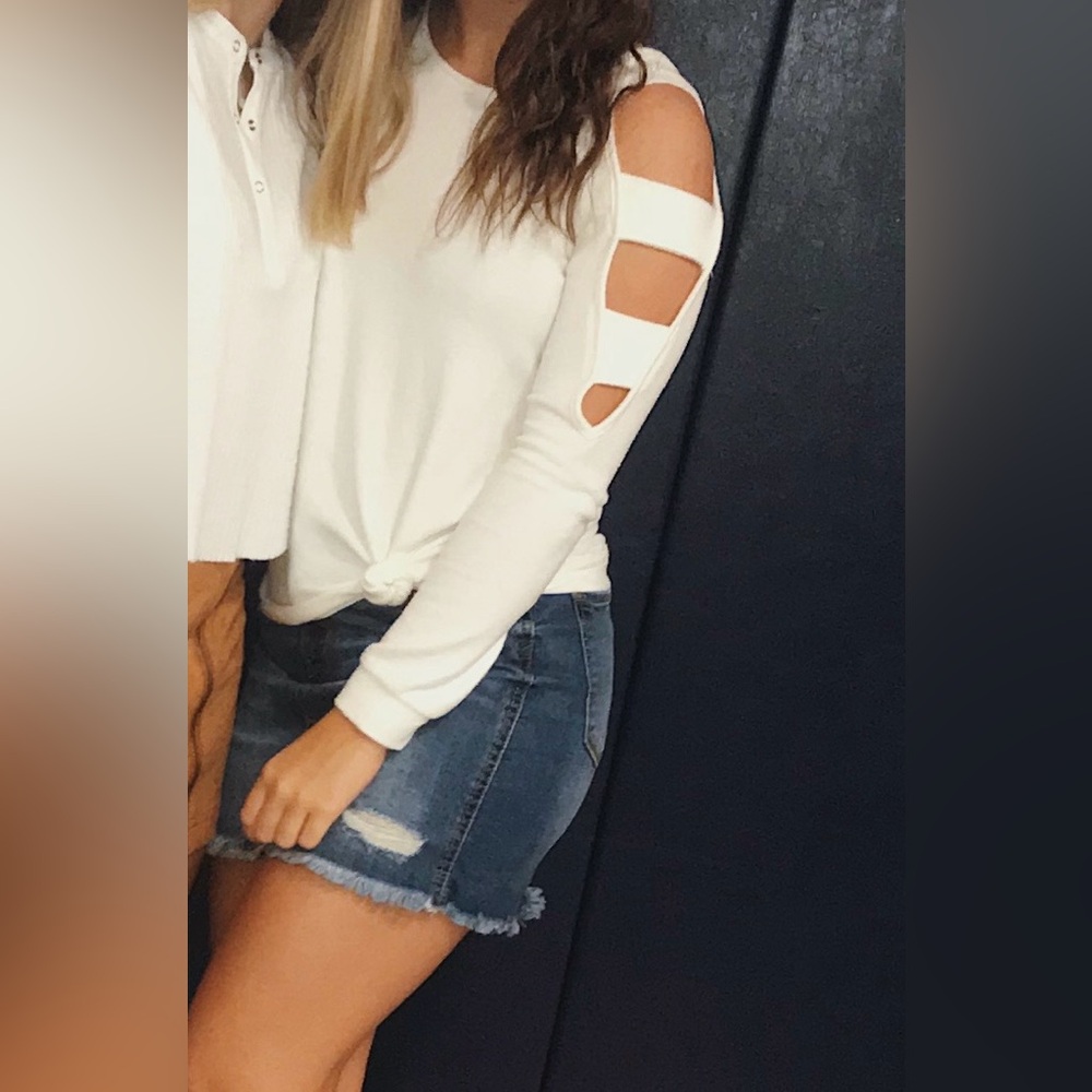 S White Cold Shoulder Long Sleeve Top/Sweater | Kohls Pink Republic | Soft